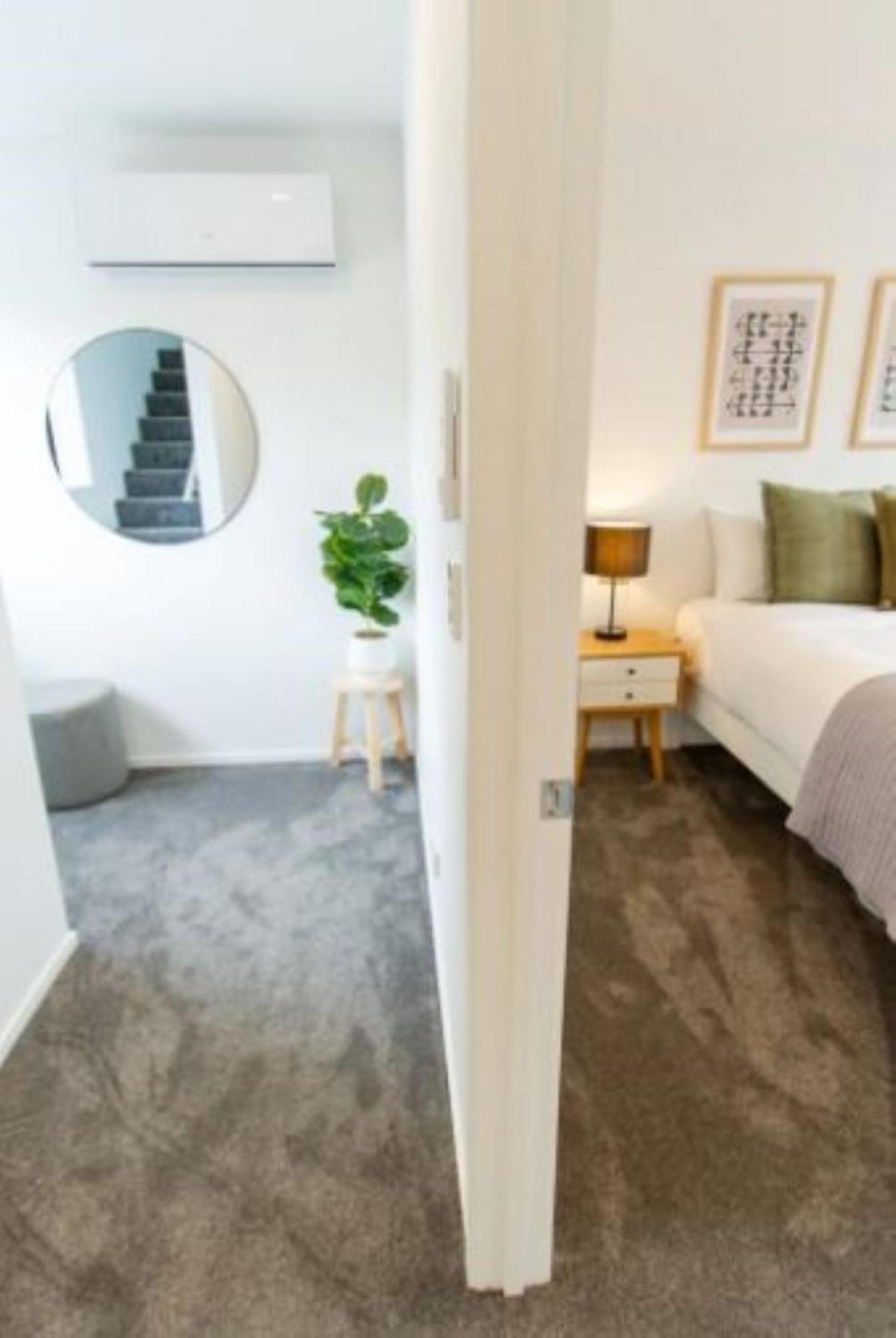 Entertainment Hub 2 Bed 2 Bath W Carpark Apartamento *